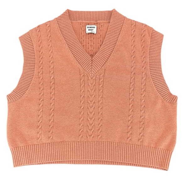 Aritzia Sunday Best Wool Blend V Neck Crop Vest Medium Soft Comfy Cable Knit - Picture 1 of 9